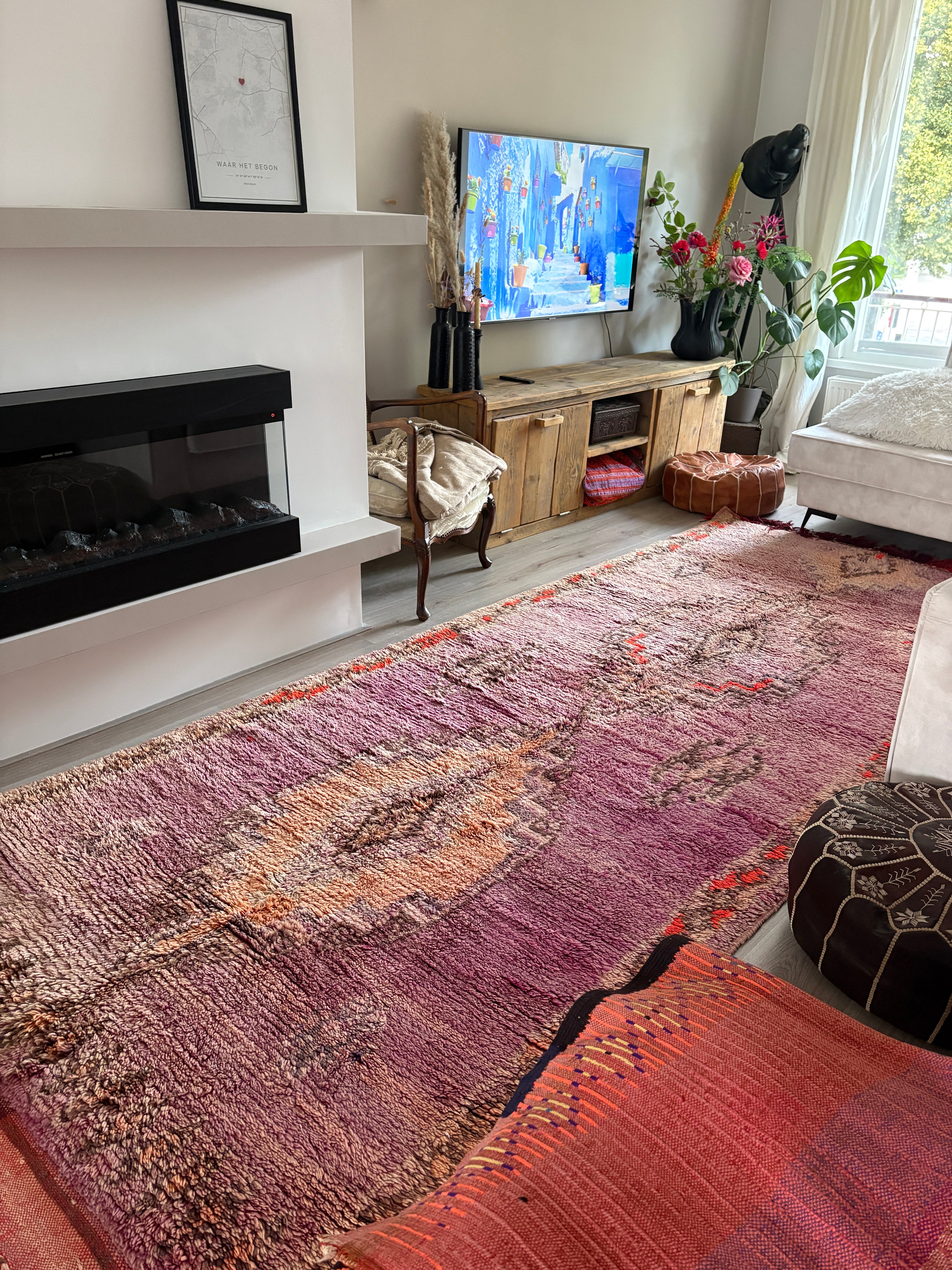 Vintage Moroccan Boujad Rug – Handwoven Berber Wool Carpet