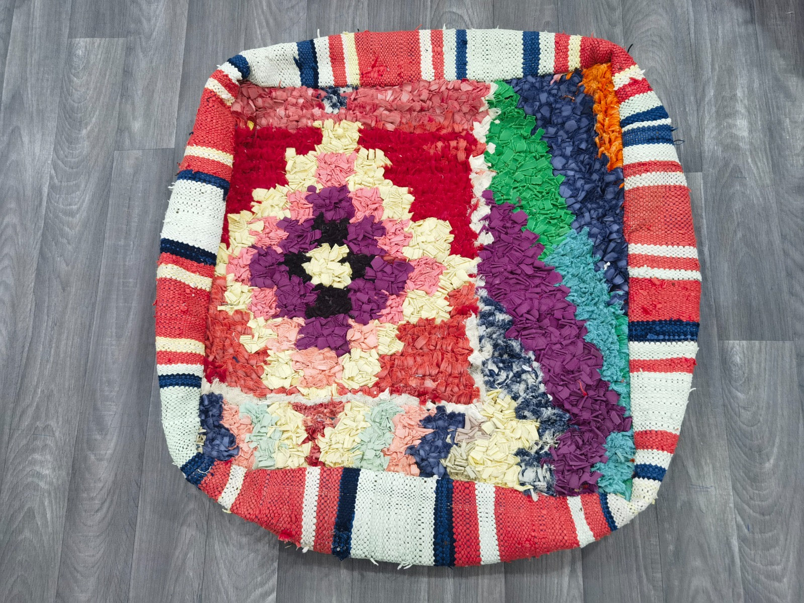 Moroccan pouf