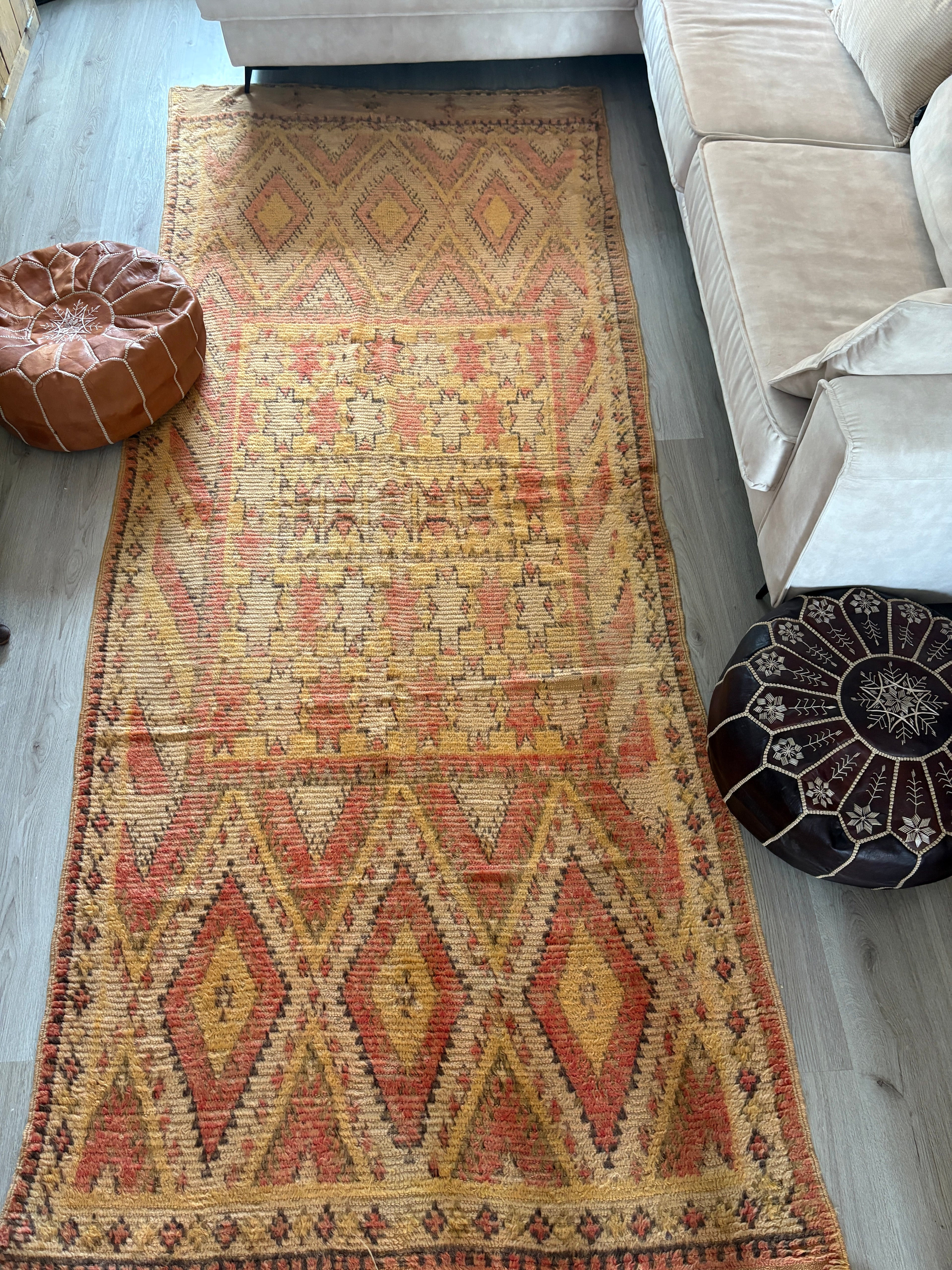 The Nomad’s Warmth” — Vintage Handwoven Berber Rug (315×135 cm)