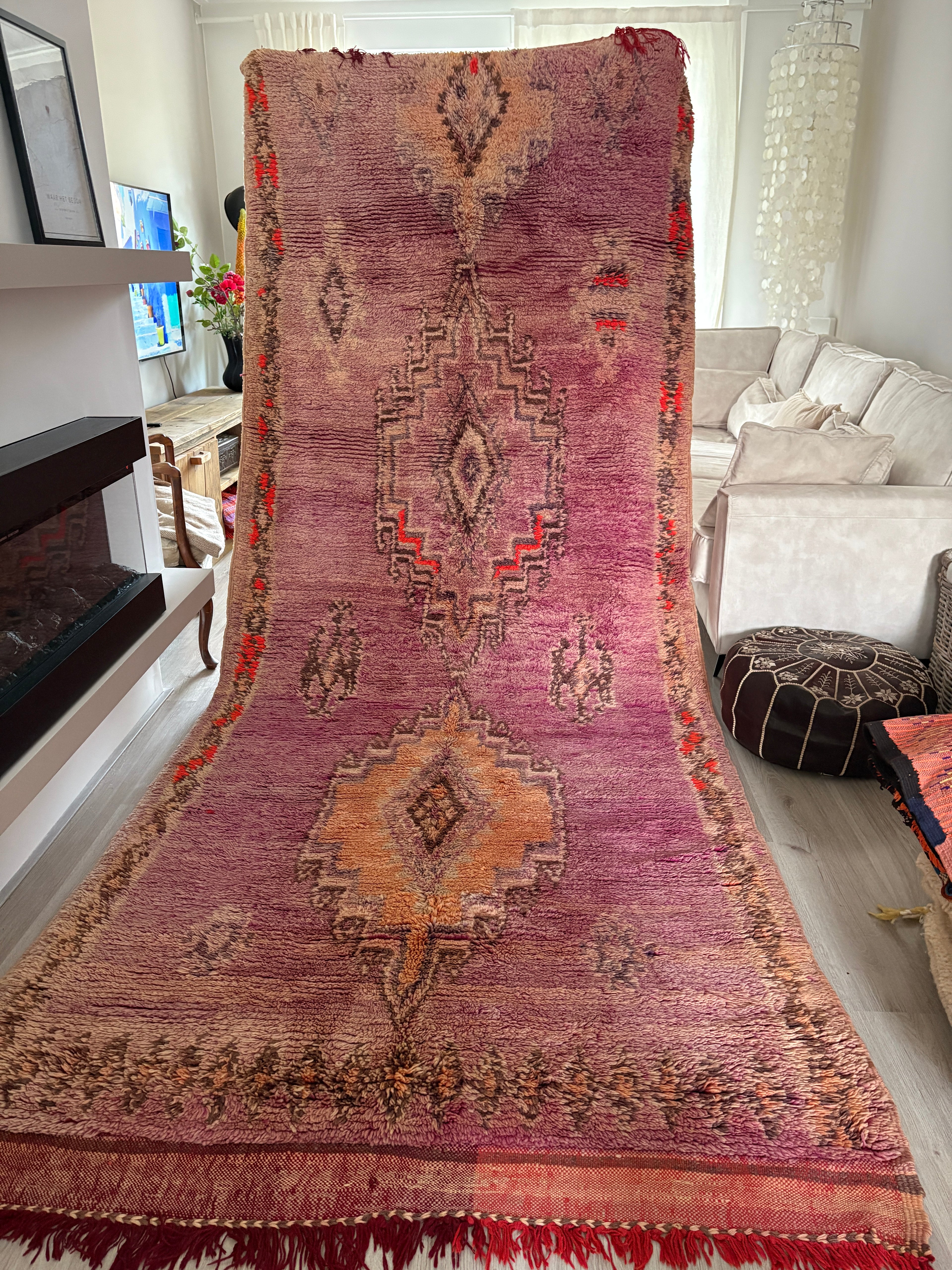 Vintage Moroccan Boujad Rug – Handwoven Berber Wool Carpet