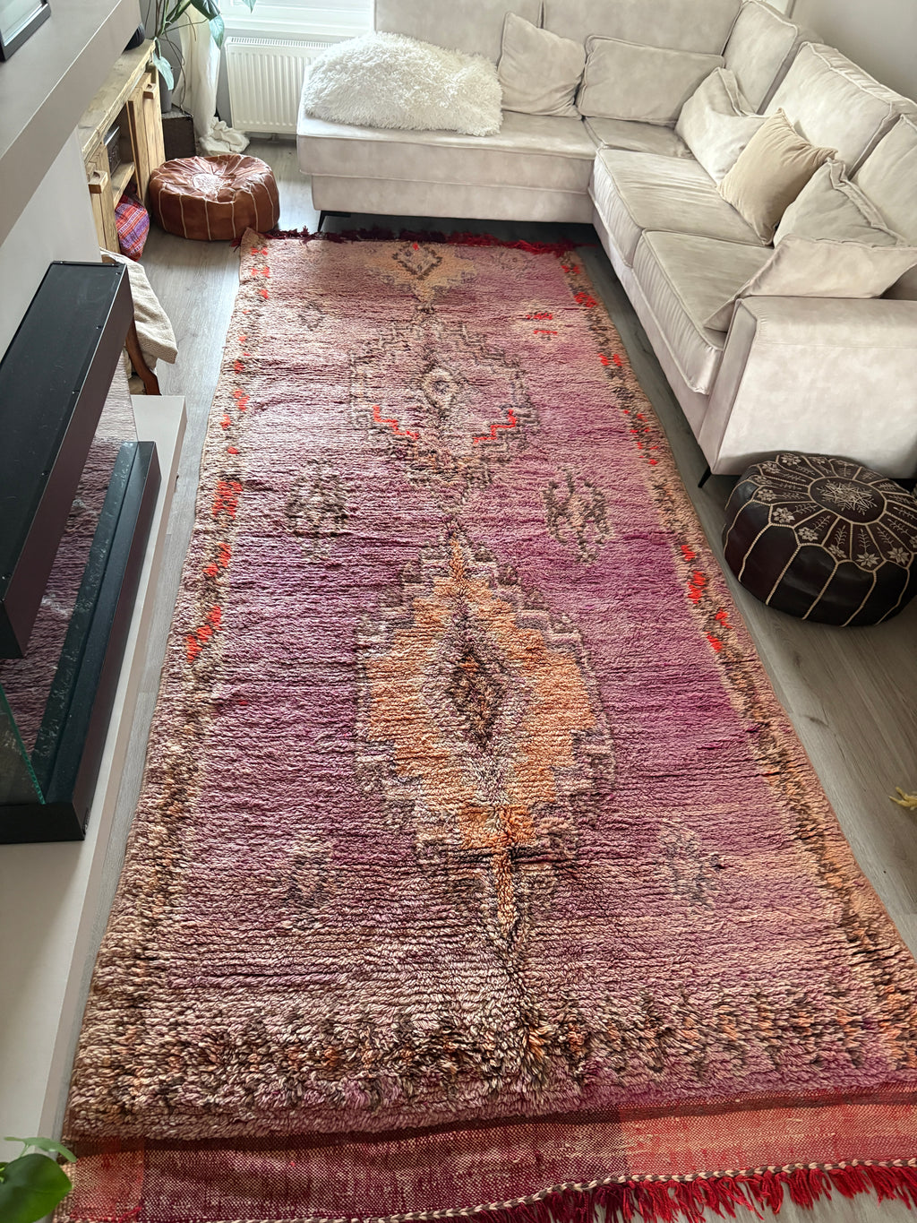 Vintage Moroccan Boujad Rug – Handwoven Berber Wool Carpet