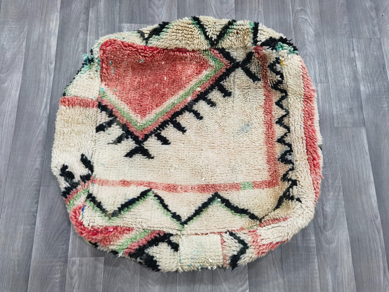 Moroccan pouf