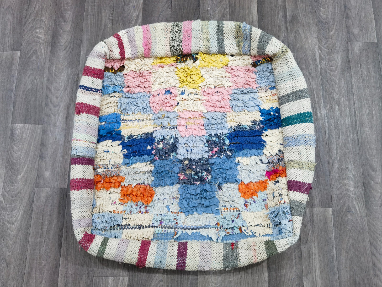 Moroccan pouf