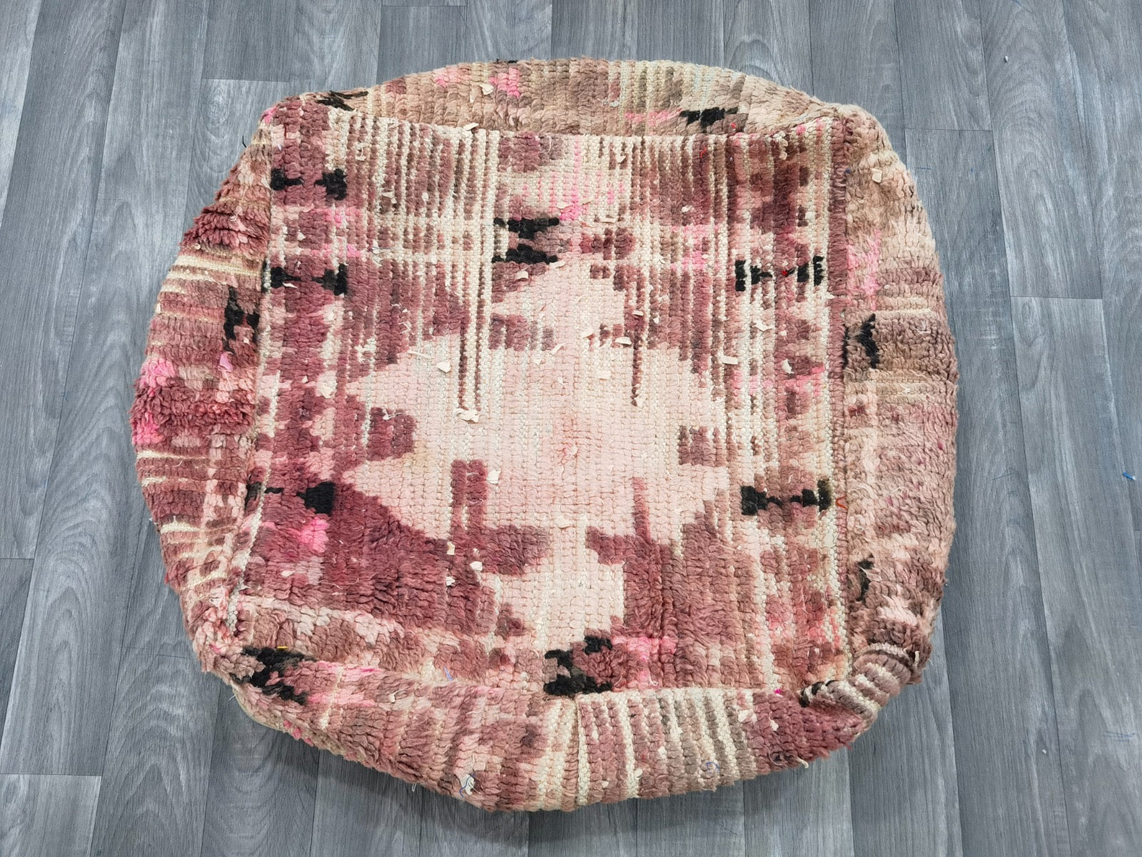 Moroccan pouf