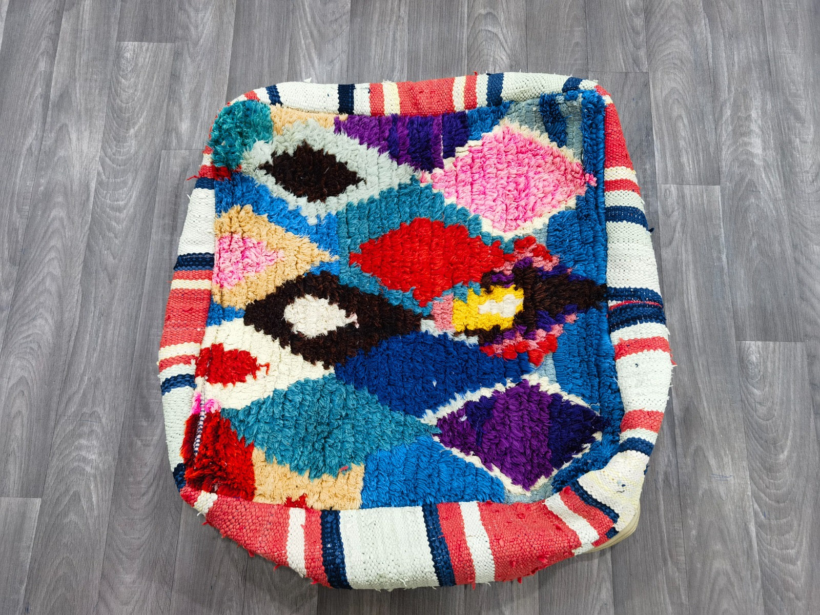 Moroccan pouf