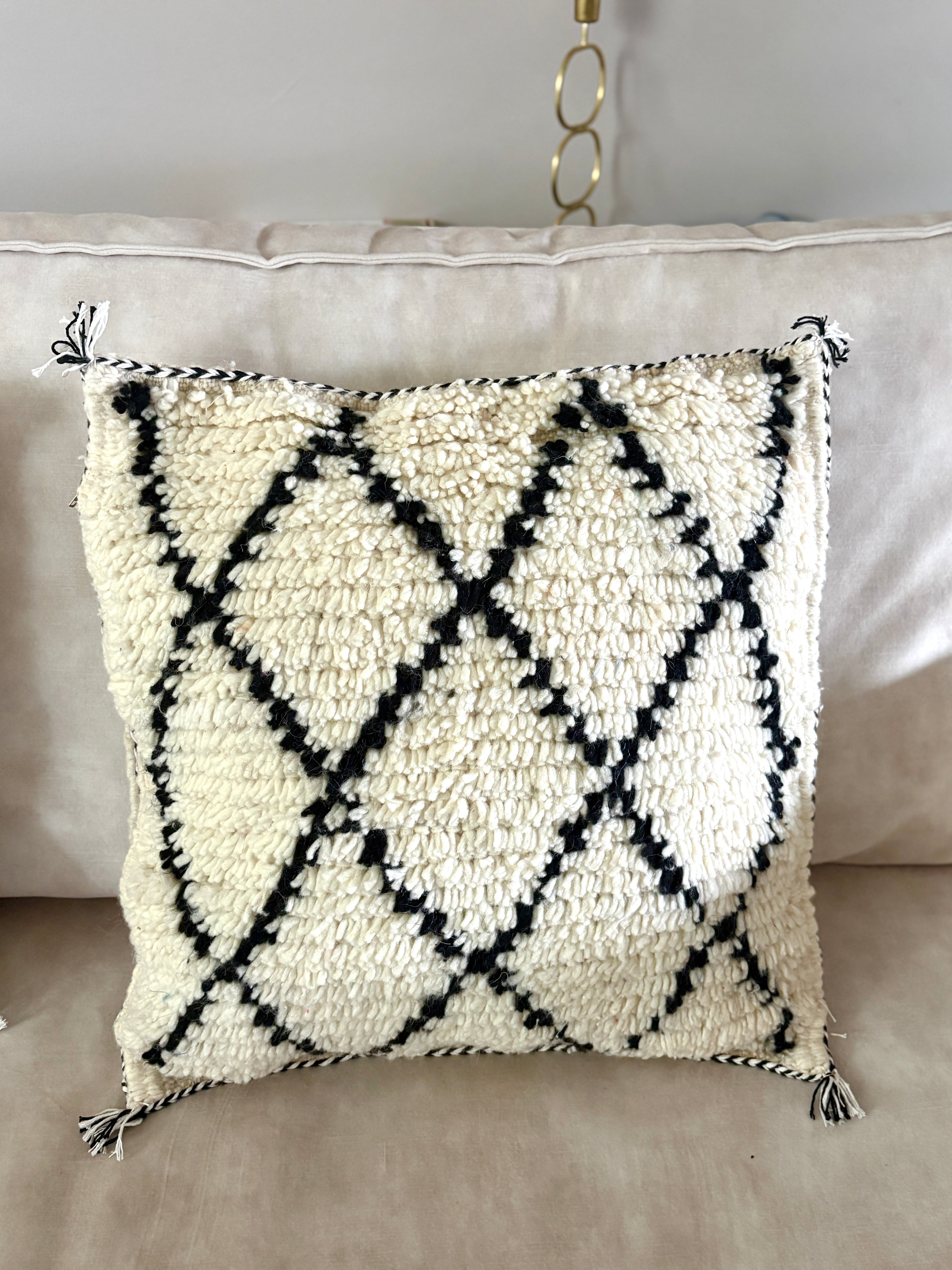 Moroccan Beni Ourain Style Pillow Cover – Handmade Boho Decorative Cush