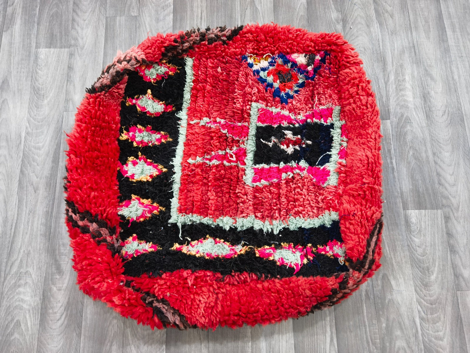 Moroccan pouf
