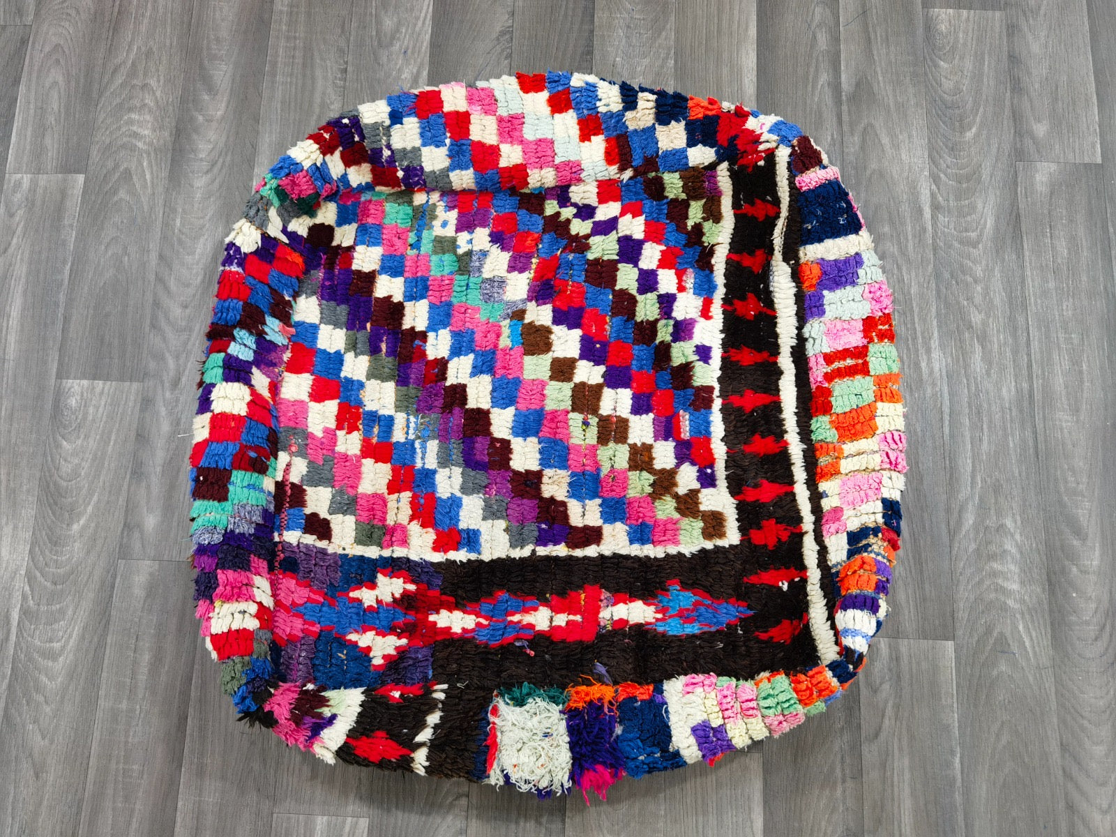 Moroccan pouf