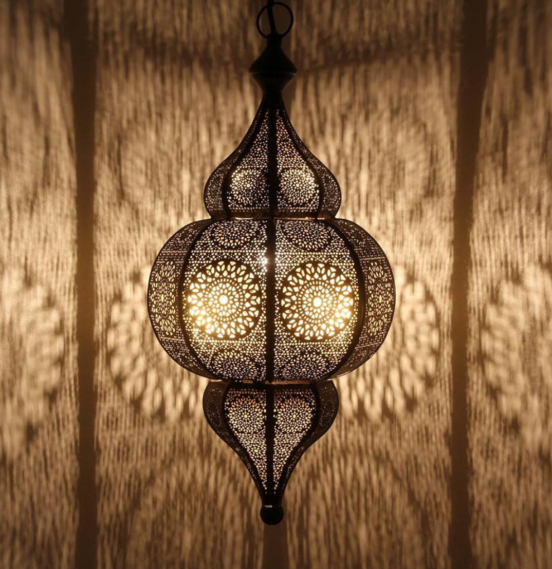 Moroccan ceiling (lamps